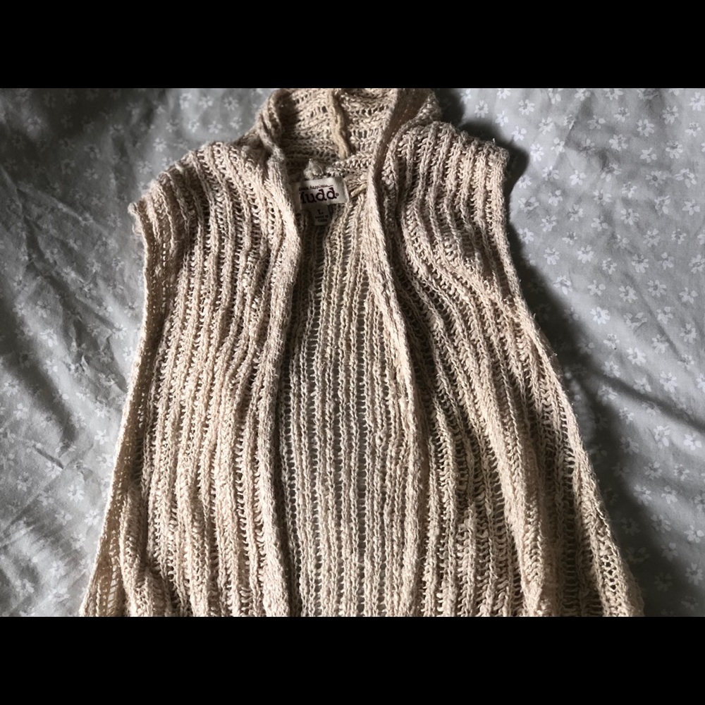Long Sleeveless Sweater Cardigan